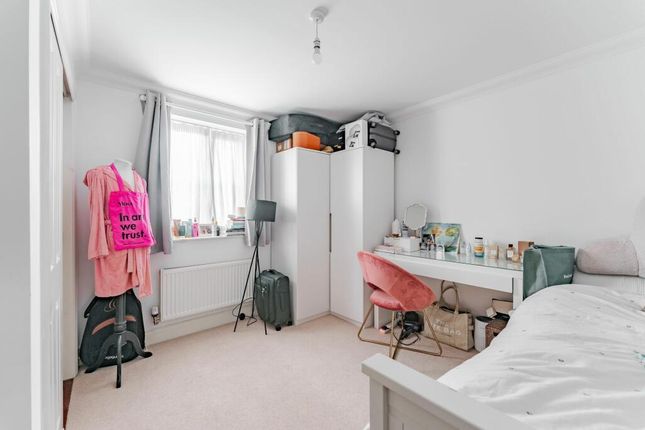 Flat for sale in St. James Park Road, Northampton