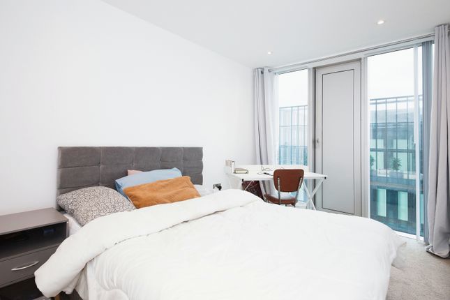 Flat for sale in Elizabeth Tower, 141 Chester Road, Manchester, Greater Manchester