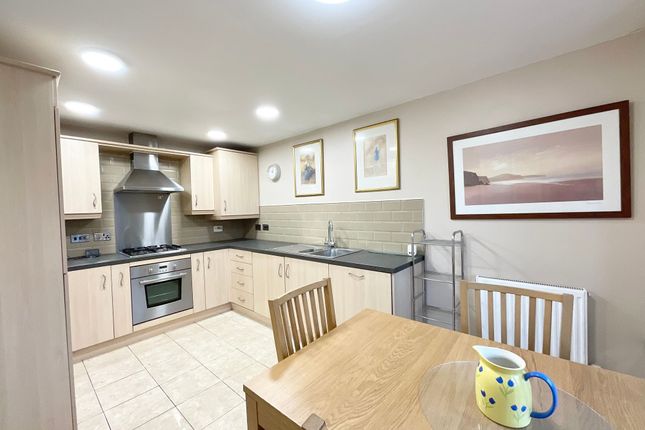 120 Beacon Rise, Stone photo 2