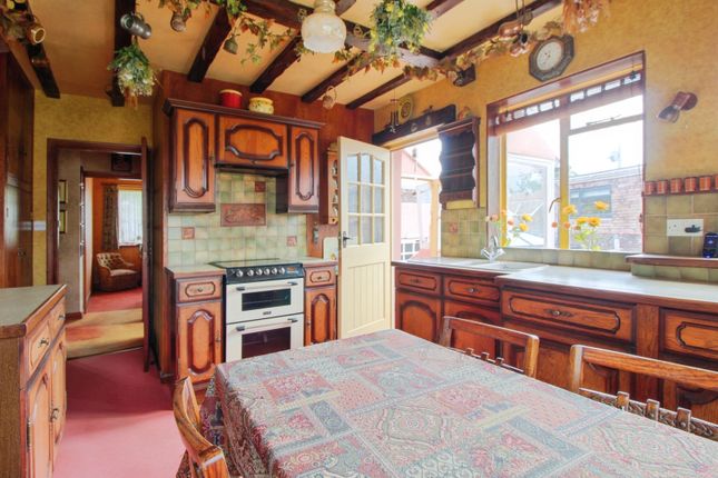6, Broadsands Avenue, Devon photo 2