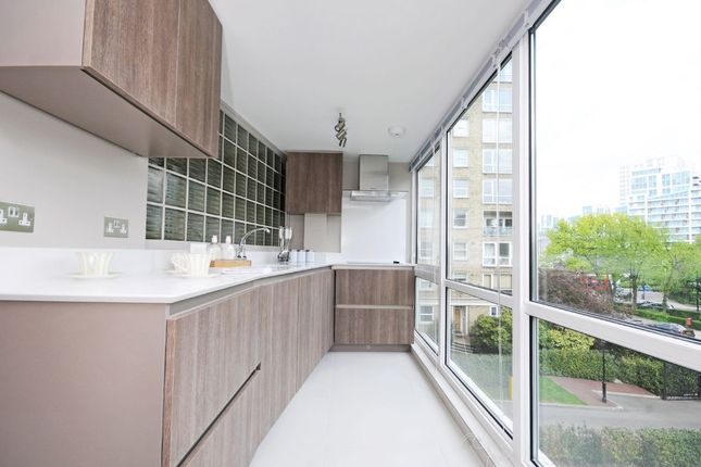 Flat 62, Boydell Court, St. Johns Wood Park, London photo 2