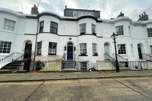 Thumbnail Property to rent in Guildford Lawn, Ramsgate