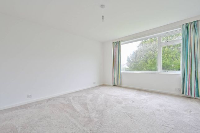 Flat for sale in St Margarets, London Road, Guildford