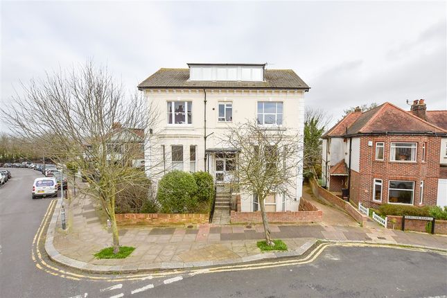 1-bed flat on Stanford Road, Brighton, £265,000