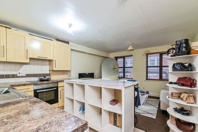 Flat 13, The Yard, Sophie Road, Nottingham photo 3