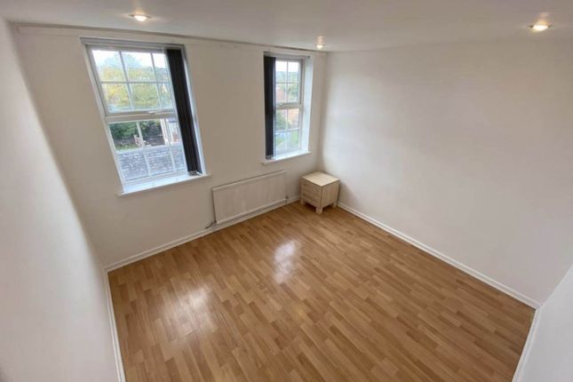 Property to rent in Wentworth Street, Wakefield