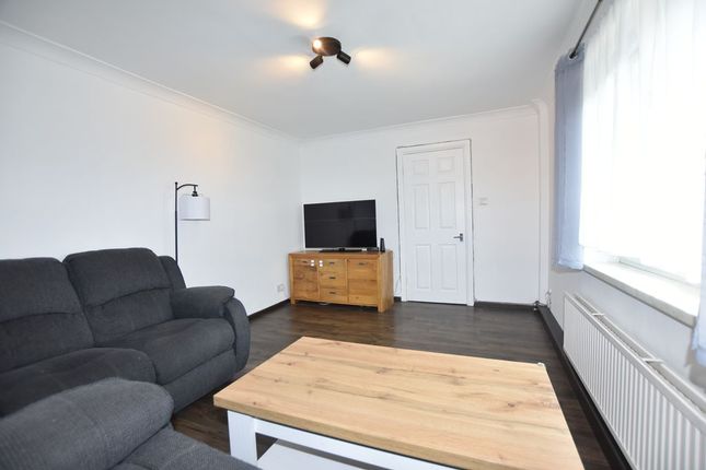 30, Birks Road, Mansfield photo 3