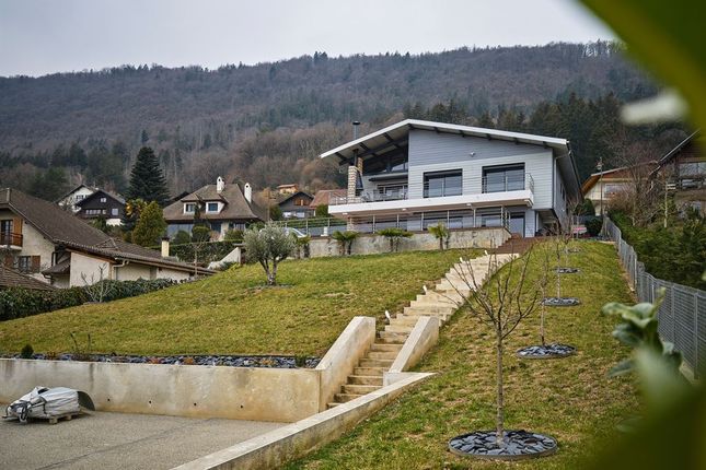 Villa for sale in Sevrier, Annecy / Aix Les Bains, French Alps / Lakes