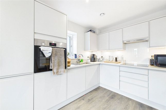 11 The Botanics,, Crown Lane, Reading photo 3
