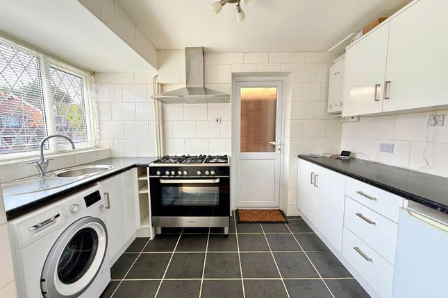 26, Copperbeech Close, Birmingham photo 4