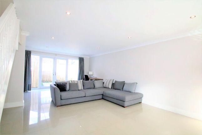 Detached house to rent in Glenn Avenue, Purley, Surrey