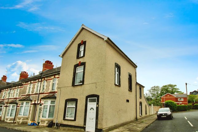 Thumbnail Flat for sale in Holmes Street, Barry