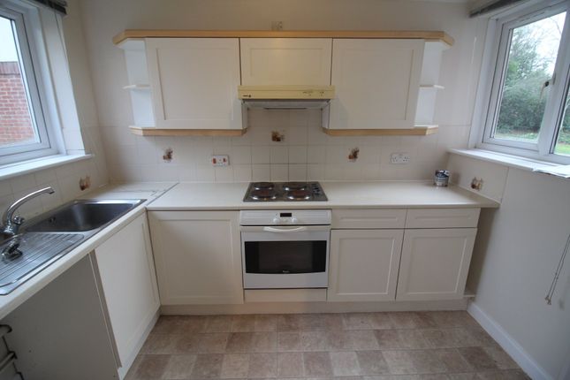 Longparish Court, Walled Meadow Andover Hants photo 5