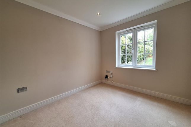 44, Cockney Hill, Reading photo 2