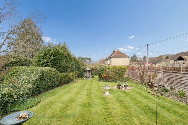 29 Water End Road, Berkhamsted photo 3