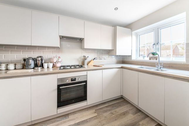 19 Lamble Walk, Wantage photo 3