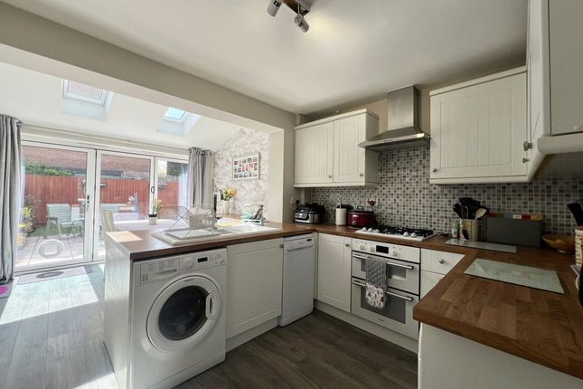 3, Hawkshead Way, Cambridgeshire photo 2