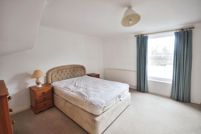End terrace house to rent in Lyndhurst Road, Exeter