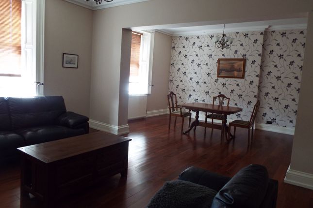 5, Rhyl photo 5