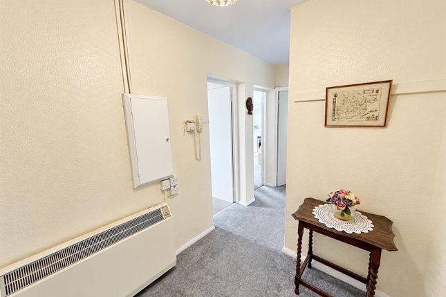 154, Whittington Road, Brentwood photo 3