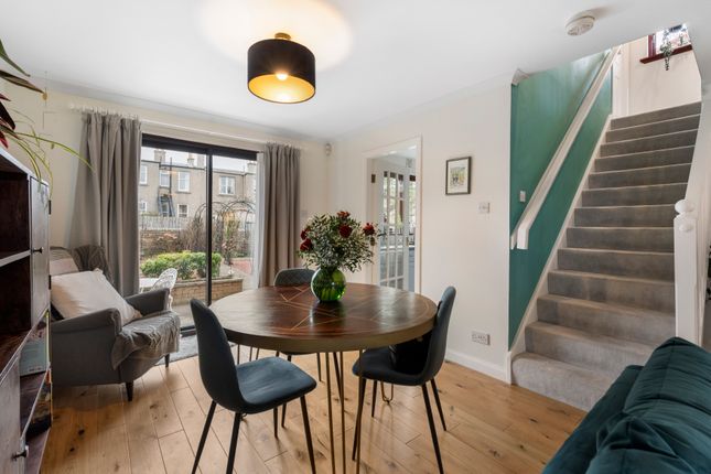 6 , South Elixa Place, Willowbrae, Edinburgh photo 4