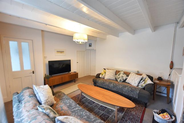 8, Bridge Row, Redruth photo 3
