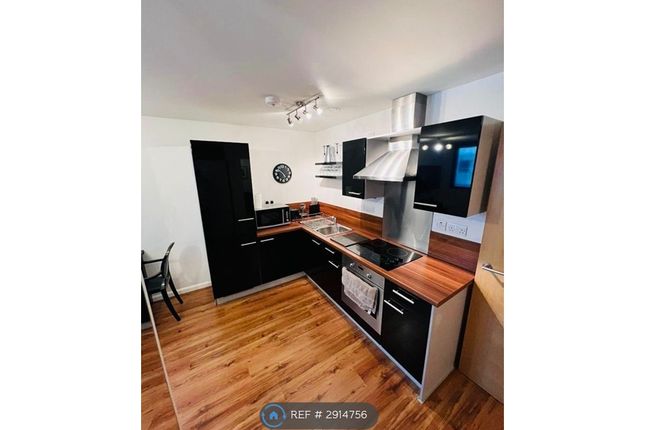 Apartment, Mann Island, Liverpool photo 4