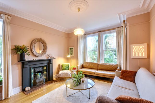 7, Grange Avenue, Nottingham photo 4