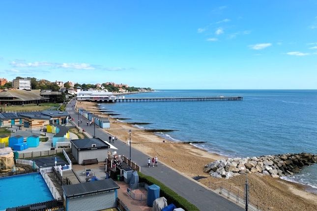 14, Sea Road, Felixstowe photo 3