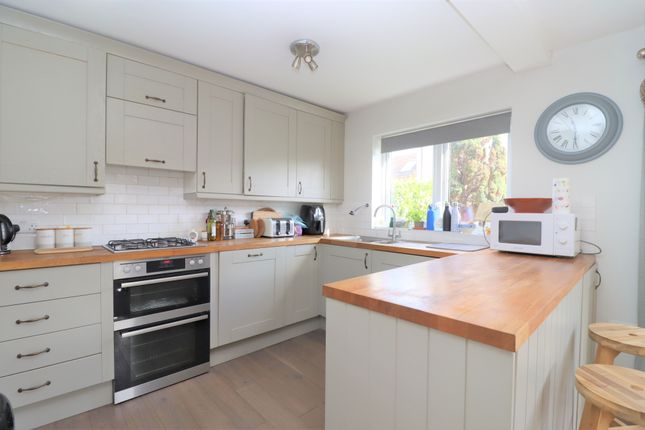 Thumbnail End terrace house to rent in Priory Close, Bishops Waltham, Southampton