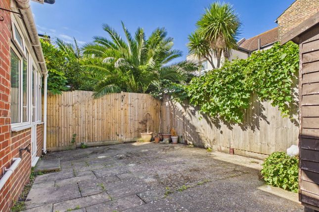 10, Erroll Road, Hove photo 4