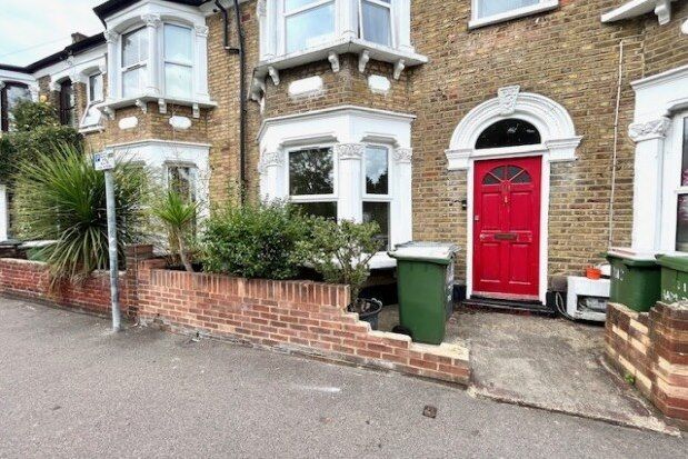 Thumbnail Flat to rent in Ham Park Road, London