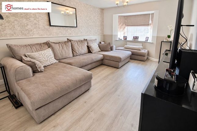 New Croft Drive, Willenhall photo 2