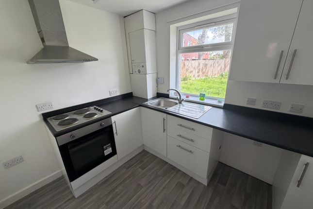 38, Morrison Avenue Maltby, Rotherham photo 3