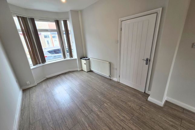 6 Gifford Street, Middlesbrough photo 2