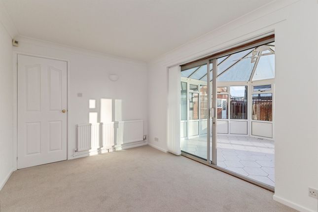 19, Kader Farm Road, Middlesbrough photo 4