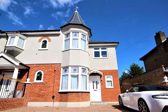 Thumbnail Semi-detached house to rent in Kimberley Road, London