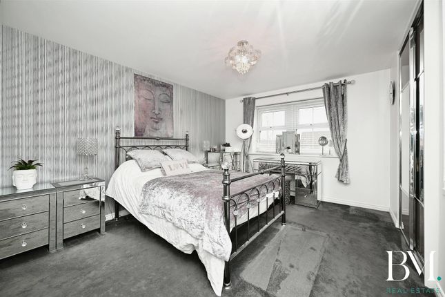 Detached house for sale in Sandpiper Close, Brownhills, Walsall