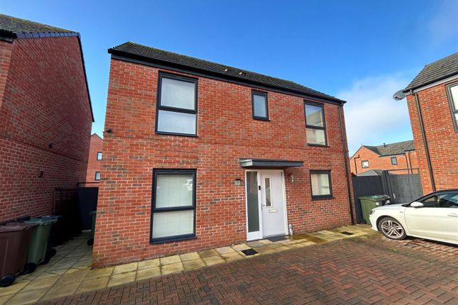 Thumbnail Detached house for sale in Towpath Drive, Brownhills, Walsall