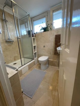 Flat 16, London photo 5