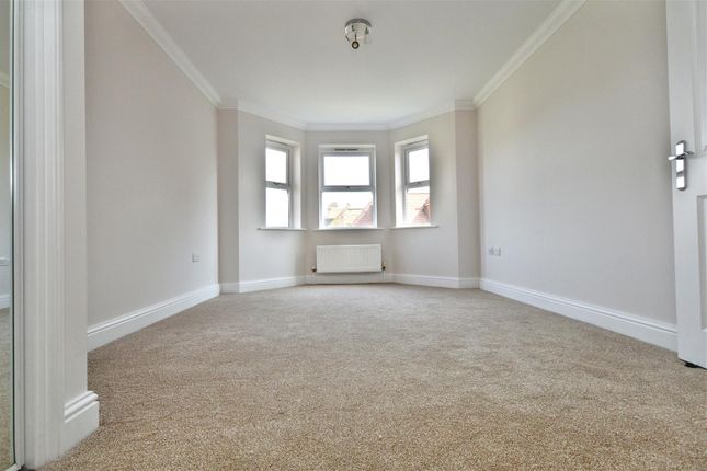 10 Montclare House, 28, Upperton Road, Eastbourne photo 5