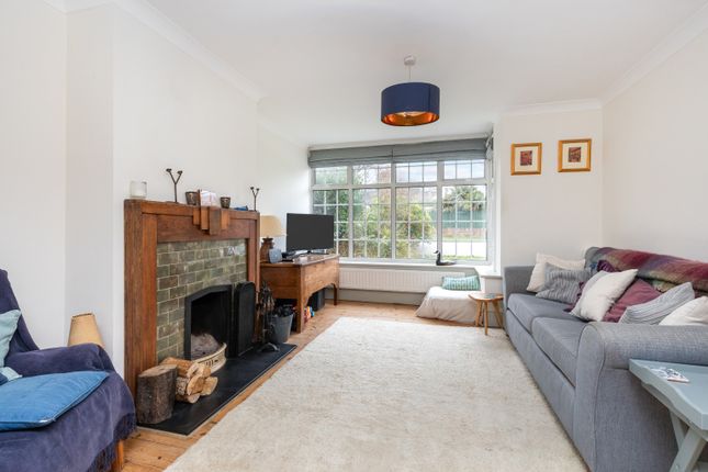 3, Adur Avenue, Shoreham-by-sea photo 2