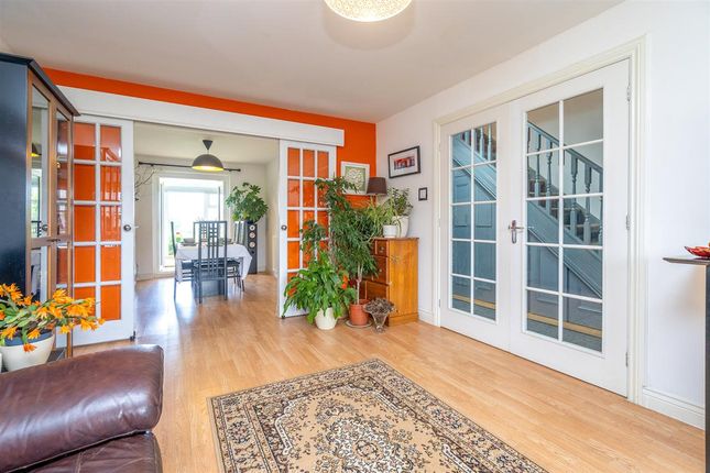 32, Cleuch Place, Maddiston photo 4