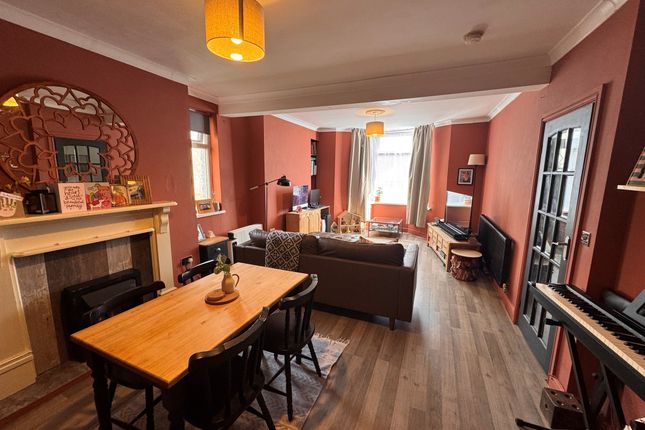 16, Clifton Street, Treorchy photo 2