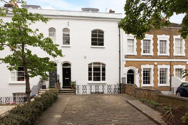 Thumbnail Town house to rent in Trinity Place, Windsor