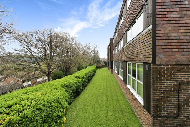 Flat for sale in Eleanor Close, Lewes, East Sussex