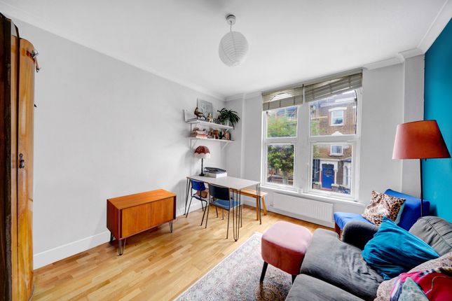 Flat for sale in Dunlace Road, Lower Clapton