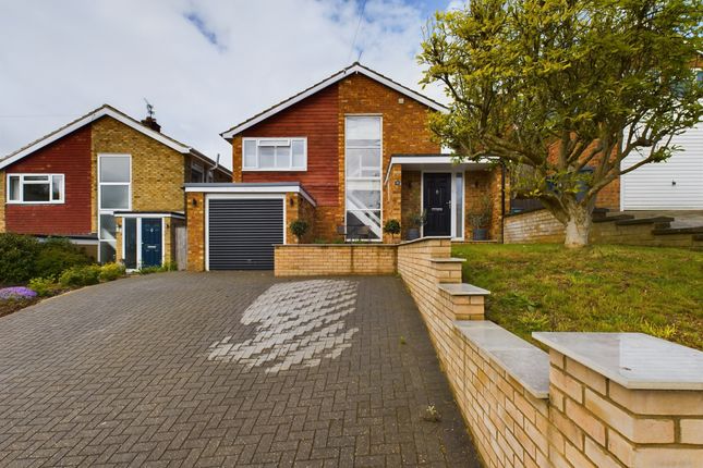 Thumbnail Detached house to rent in Maxwell Drive, Hazlemere, High Wycombe