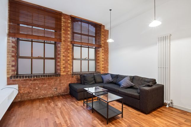 Flat for sale in Connaught Works, Bow