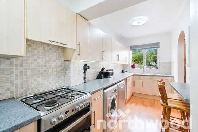 48, Pams Way, Epsom photo 4